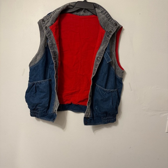 Denim Sleeveless Jacket with Red Accents - Picture 4 of 11